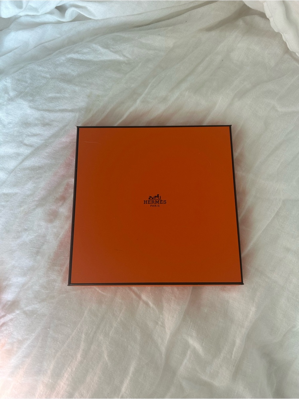 Authentic Hermes 70cm Scarf box.